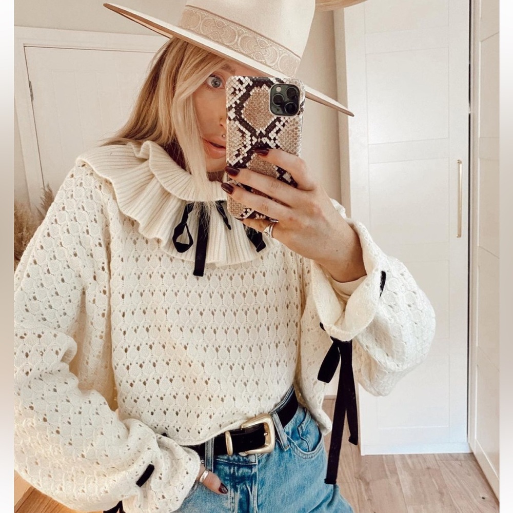 Zara Cream Knit Sweater with Ruffle Collar